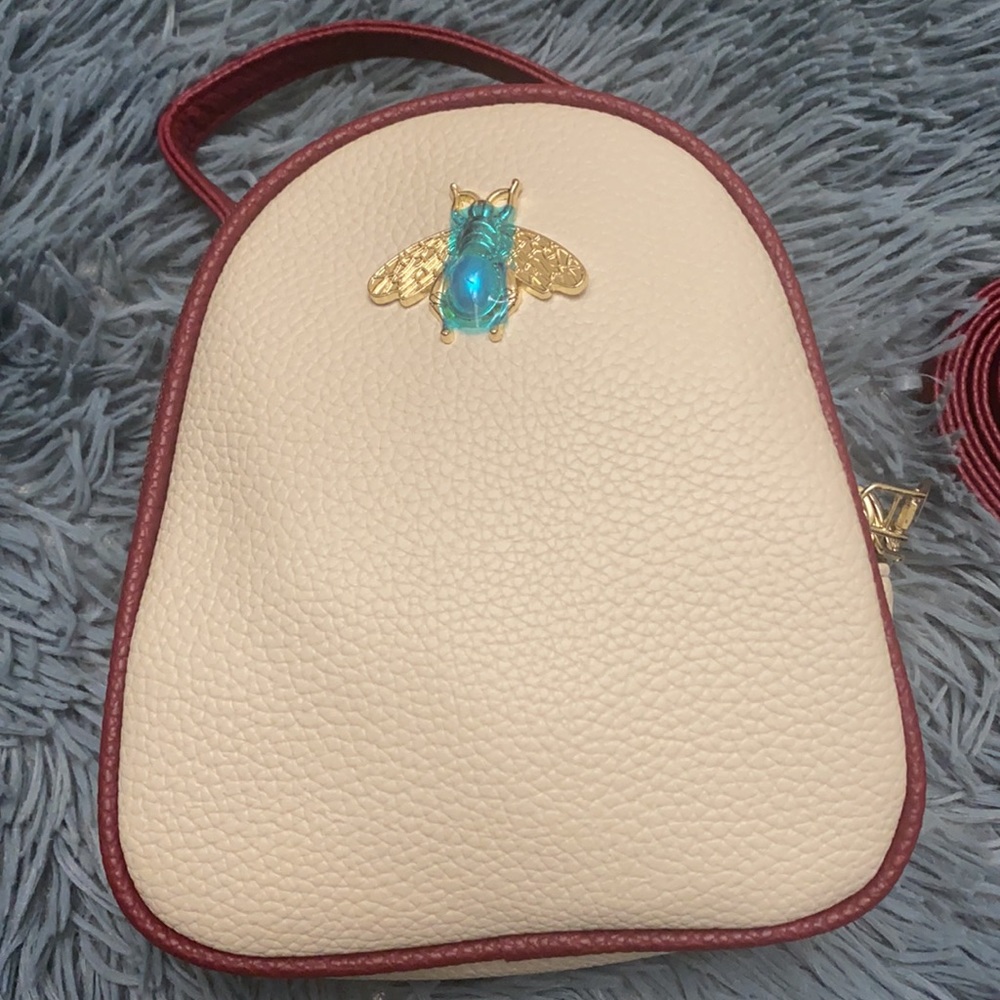 Holiday Gift Bag New - Picture 3 of 4